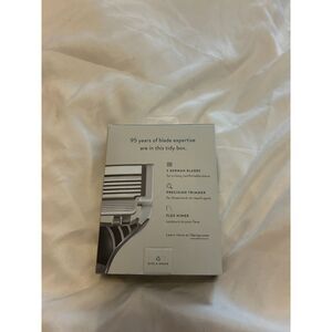 Unopened box of Harry's 8 - 5-blade cartridges